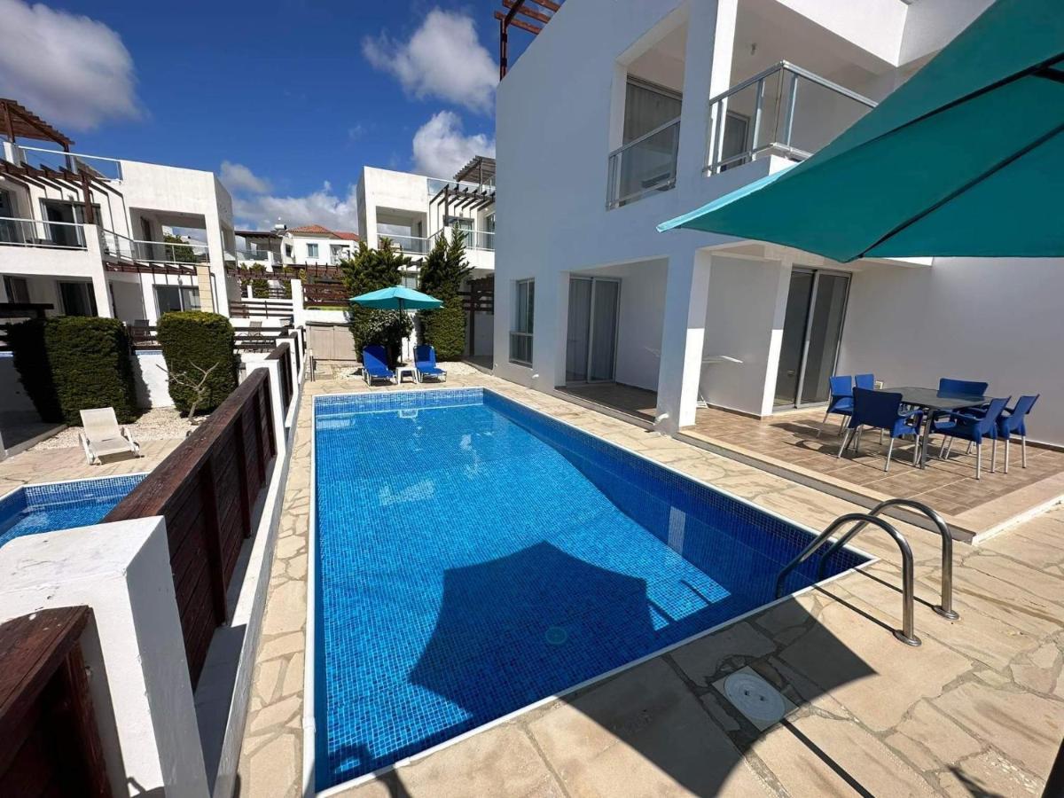 Villa Aqua Sunrise 1Km From Beach With Sea Views Coral Bay Esterno foto